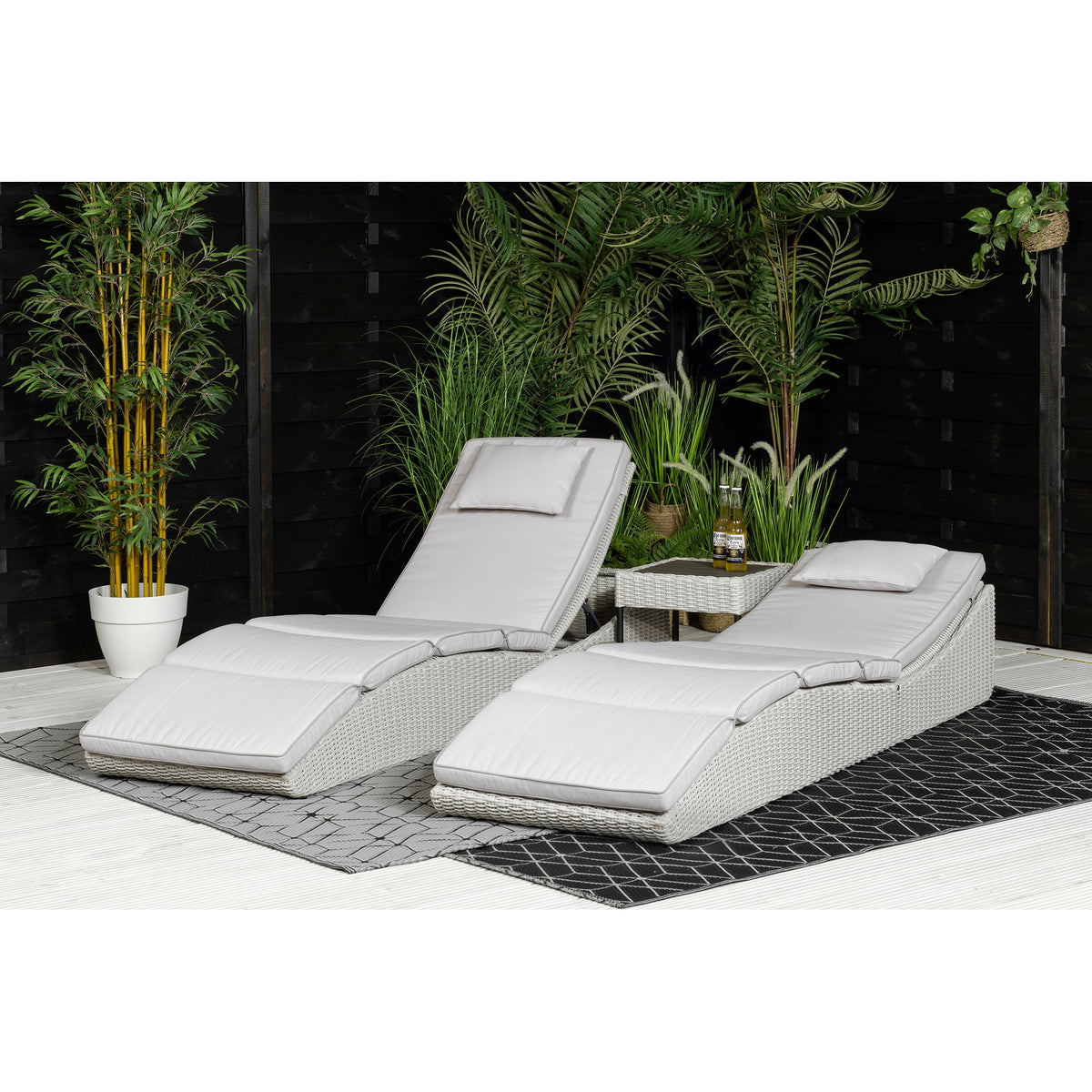 Hazz Set of 2 Sun Loungers with Side Table in Grey Rattan - Italiancityfurniture